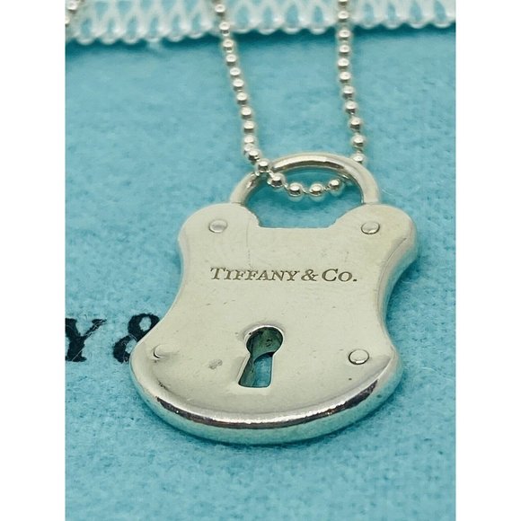 Tiffany & Co 925 Sterling Silver Lock Key Hole Charm Pendant 24x15MM 18” Bead - Picture 2 of 10